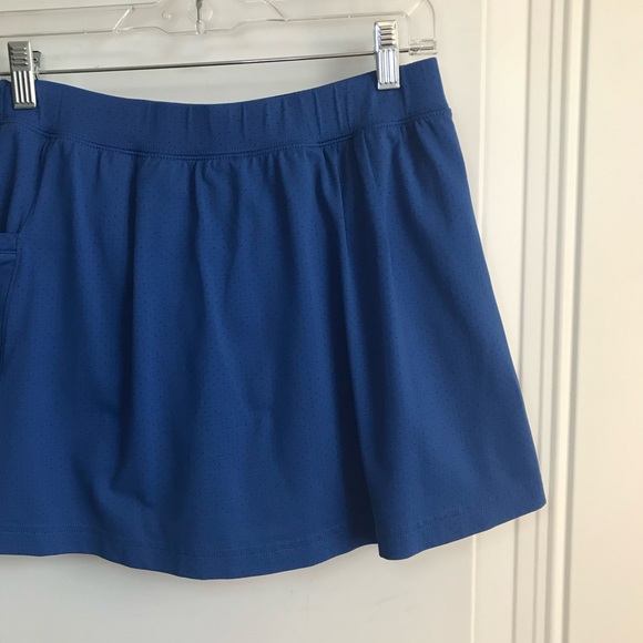 🔴 4/$15 REEBOK cobalt blue perforated mini athletic skirt skort size M in EUC - Picture 8 of 12
